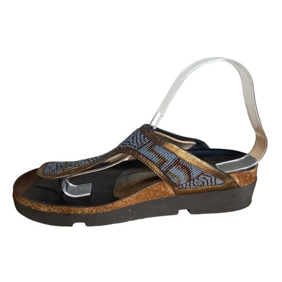 Donald J. Pliner Wedge Sandals Size 8 Penny Blue Beaded Leather Thong T Strap - Picture 9 of 13